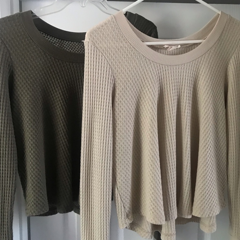 La Hearts tops 2 Large